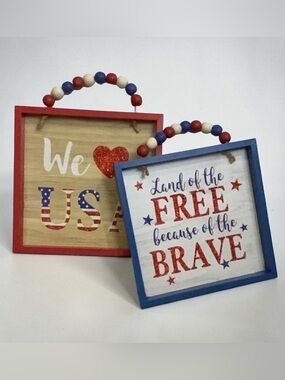 Patriotic Wall Decor Hangings Shadowbox Signs Beaded Square 8 in X 8 in